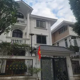+ {Cần Bán Gấp Căn Biệt Thự} Siêu_Phẩm_bđs_Cao_Cấp
- 3tầng_diện tích 170m²_mặt tiền 10m_giá 39,9tỷ