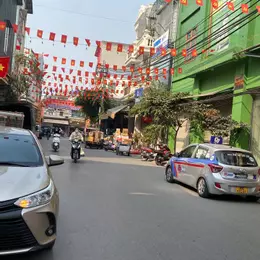 Chỉ 4. 95 tỷ có ngay nhà MẶT PHỐ Đồng Tiến Ô TÔ TRÁNH, 33m 5 tầng KINH DOANH đỉnh chóp.