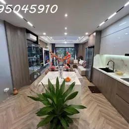 5 TẦNG THANG MÁY THIẾT KẾ SIÊU ĐẸP - ÔTÔ VÀO NHÀ - NGÕ ÔTÔ THÔNG - KHU VIP CỰ KHỐI - FULL NỘI THẤT
