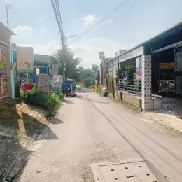 NGỘP, nhà MT đường 8m,140m2, ngang 8m, ngay Vinhomes, nhỉnh 4.5 tỷ