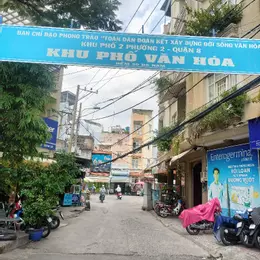 SIÊU PHẨM DƯƠNG BÁ TRẠC , HẺM 2 XE TẢI TRÁNH NHAU ,  Ô TÔ ĐẬU TRƯỚC CỬA HOẶC NGỦ TRONG NHÀ .