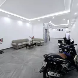 Phố Hoàng Ngân 63m2, 8T thang máy, MT4.7m mới đẹp long lanh ô tô kinh doanh ngon