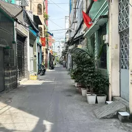 🔥🔥 BÁN GẤP! XE HƠI ĐỖ CỬA – Hẻm thông ngay ngã ba Tô Hiến Thành, Cách Mạng Tháng 8 – Chỉ 8.6 tỷ!