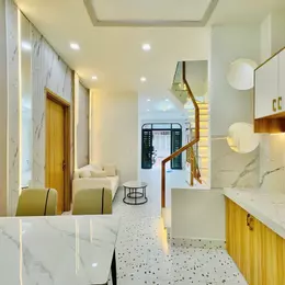 Nhà đẹp 3 tầng, ngay BV Q2,, 65m2, ngang 5m, 4PN, HXHi, ở ngay, nhỉnh 6 tỷ