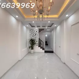 Bán nhà Đội Cấn, 45m², 5 tầng, 30m ra phố, ngõ rộng, chỉ hơn 9 tỷ!