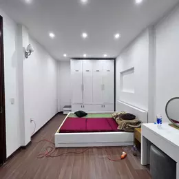 7,5 tỷ ngách 39 ngõ 20 Mỹ Đình 4 phòng ngủ 5wc