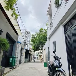 Nhà 2  tầng, 80m2, Man Thiện, ngay ĐH marketing, Ga Metro, đường 5m, nhỉnh 4.5 tỷ
