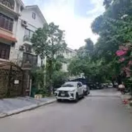 Bán gấp biệt thự lô góc 166m2, 5 tầng, MT 8.5m, Trung Văn, Nam Từ Liêm, giá 47,6 tỷ
