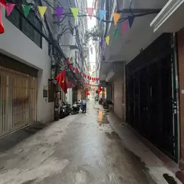 HÀNG HIẾM! NHÀ PHÂN LÔ Ô TÔ, NGÕ THẲNG RA PHỐ NGUYỄN CHÍ THANH