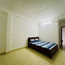 Bán nhà Lĩnh Nam giá 5.25 tỷ, diện tích 33m2, 5 tầng, mặt tiền 3.7m