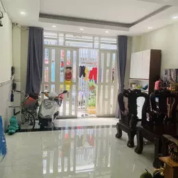 Nhà 2 tầng ngay VinCom Trần Trọng Cung, 57m2, hẻm xe hơi, 487 Võ Thị Nhờ, Tân Thuận Đông Quận