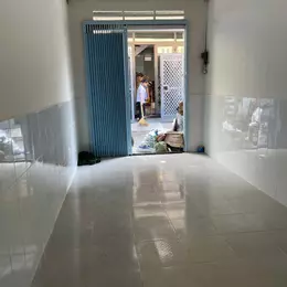 Phòng trọ 1,8 triêụ mặt tiền hẻm đối diện Trường Châu Văn Liêm