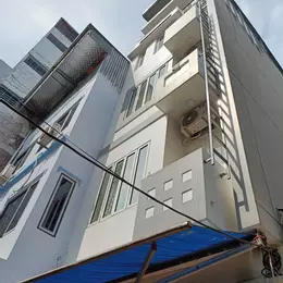 Bán nhà Trần Cung 50m2 -5 tầng, lô góc, 8 ngủ, giá 7.95 tỷ