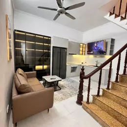 Nhà đẹp,khâm thiên, ngõ nông,rộng , gần phố,DT,33m-4T-MT2/5M, giá chỉ 6.3 tỷ
