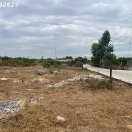 Bán gấp 6m x 43m đất ONT Tân Phước - TX LaGi giá chỉ 1.2 tỷ sổ riêng gần 577