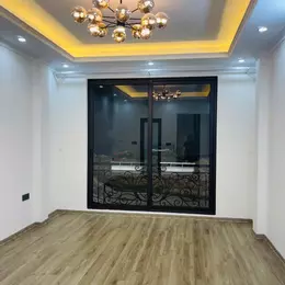 Bán nhà Thanh Lân giá 5.7 tỷ, diện tích 30m2, 5 tầng, mặt tiền 5m