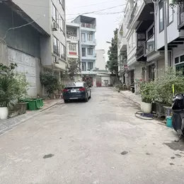 Bán 90m2 nhà 5 tầng ngõ 74 Phố Gia Thượng, Long Biên. Ngay sát Khai Sơn Hill và Trường Quốc Tế Pháp