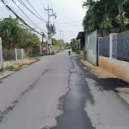 Bán đất xây biệt thự 300m  tại phường Hiệp Hòa . Tp Biên Hòa . Đồng Nai . 
có sẵn nhà cấp 4 .