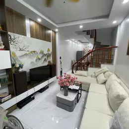 Bán Nhà Đặng Văn Ngữ, 36m², Gần Ô Tô, Full Nội Thất, Cách Phố Vài Bước Chân, Chỉ 6.35 Tỷ