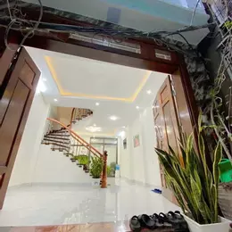 BÁN NHÀ ĐẠI LA HAI BÀ TRƯNG NHÀ MỚI KÍNH KOONG FULL NỘI THÁT GẦN PHỐ- DOANH THU 35 TR/THÁNG GIÁ