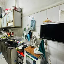 Bán nhà Lĩnh Nam giá 9 tỷ, diện tích 64m2, 4 tầng, mặt tiền 5.5m