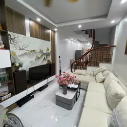 Bán Nhà Khương Đình, 33m², 5 Tầng, Full Nội Thất, ngõ rộng Chỉ 6 Tỷ