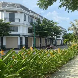 Sở Hữu Nhà Phố Vị Trí Vàng: Đầu Tư Sinh Lời Với Giá Chỉ Từ 2,450 Tỷ
