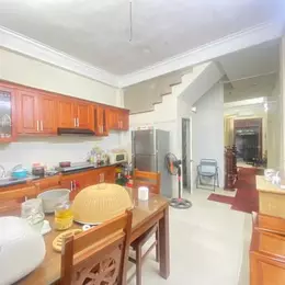 BÁN NHÀ VIỆT HƯNG, 60M, NHỈNH 7 TỶ, NHÀ DÂN XÂY CHẮC CHẮN, XE KIA ĐỖ CỬA