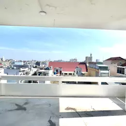 Căn hộ 1PN, sân thượng siêu to khổng lồ cho thuê giá 5tr