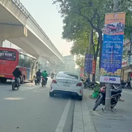 Bán CHDV 10 Phòng - 8 Tâng TM, Dương Quảng Hàm  ngõ Thông Thoáng, Gần phố chính nhỉnh 14 tỷ