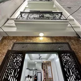 Bán nhà  phố Tân Khai, Hoàng Mai 5 tầng, mới xây gần chợ, trường học