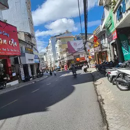 CHO THUÊ MẶT BẰNG MẶT TIỀN ĐƯỜNG Ô TÔ 1 TRỆT 1 LẦU ĐƯỜNG 3/2 P1 ĐÀ LẠT 24TR/THÁNG