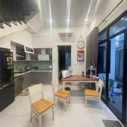 CHỦ NHÀ NHỜ BÁN GẤP. BIỆT THỰ LÔ GÓC  THẠCH BÀN LONG BIÊN - 104m2 x3 TẦNG 
 HƠN 18.3 TỶ. TL 

-NGÕ