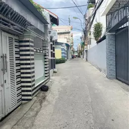 Hạ giá bán gấp nhà 3 tầng hẻm oto Lê Hồng Phong, phường Phước Hải, tp Nha Trang