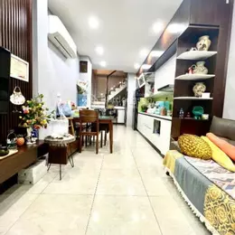 Phùng Chí Kiên, phân lô, Ô tô tránh, Nhà mới dân xây, 39m2, 5 tầng chỉ 7.7 tỷ