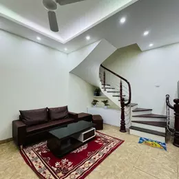 Đội Cấn - Ba Đình / 5 Tầng 30m2 dân xây - 6x Tỷ