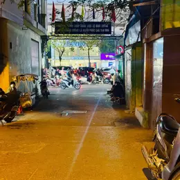 "Bán nhà phố Minh Khai, Hai Bà Trưng 50m, 4 tầng. Giá: 14.5 tỷ. LH: 0937158386