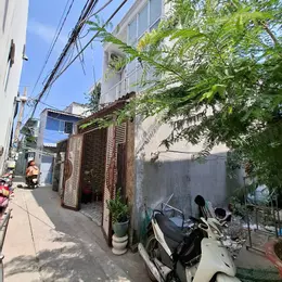 Hẻm Bagac, Nhà 6M ngang, 100M2, tiện xây căn hộ dịch vụ,Trung tâm quận  Q7, Chỉ 7.2Tỷ.
