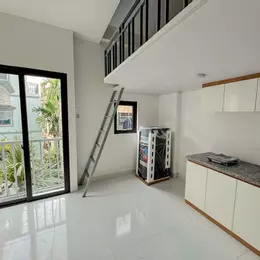 Bán nhà Lĩnh Nam, Hoàng Mai, 8.9 tỷ - 6 tầng, 8PN, 9WC, full nội thất, vị trí vàng