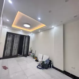 30M- NHỈNH 4T.Ỷ - NGỌC THUỴ - LONG BIÊN - HÀ NỘI .