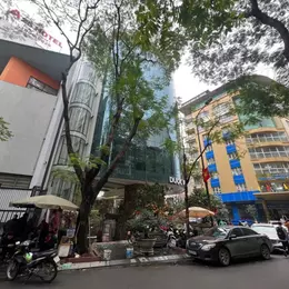 Bán nhà 5 Tầng phố Dịch Vọng Hậu 40m2 Chỉ  9.5 tỷ Cầu Giấy, Dòng tiền, KD, Ngõ Thông