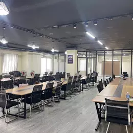 Cho thuê văn phòng tại ngõ 57 Nguyễn Hoàng, Hà Nội diện tích 200m2 giá 32tr cực đẹp