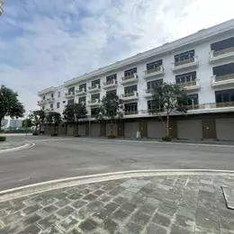 3.25 TỶ SANG TÊN SỔ NGAY. BÀN GIAO NGAY  NHÀ 4 TẦNG. TP.THANH HÓA. LH: 0966 343 969