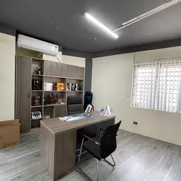 CHO THUÊ VĂN PHÒNG MẶT PHỐ NGUYỄN HOÀNG DT 200M²  GIÁ CHỈ 32 TRIỆU/THÁNG VÀO NGAY