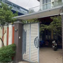 Nhà 1 trệt 2 lầu, mặt tiền đường Đặng Đại Độ - phường Hiệp Hoà, BIÊN HÒA