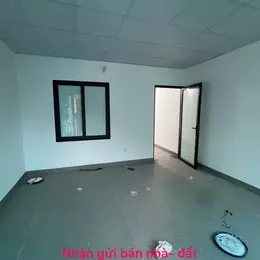 Bán nhà 2 tầng mới, Tổ 8, TT Chi Đông, Mê Linh, HN, full thổ cư, ô tô đỗ cửa, gần KCN Quang Minh