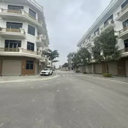 3.25 TỶ SANG TÊN SỔ NGAY. NHẬN NHÀ 4 TẦNG. TT TP.THANH HÓA. LH: 0966 343 969