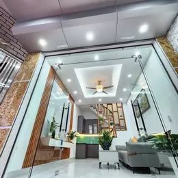 Bán nhà Đinh Công Thượng giá 6.4 tỷ, diện tích 35m2, 5 tầng, mặt tiền 4.5m