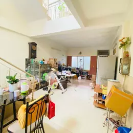 Bán nhà Mặt tiền Nguyễn Văn Cừ - ngay Trần Hưng Đạo, DT: 4.4x46m, 3 Tầng cũ, 38 tỷ.