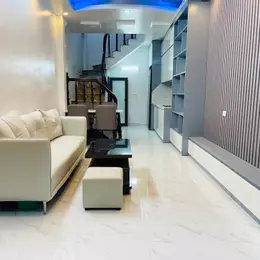 Bán nhà 5 tầng Lĩnh Nam, Hoàng Mai - 28m2, 5,2 tỷ - Vị trí vàng, nhà đẹp, sổ đỏ